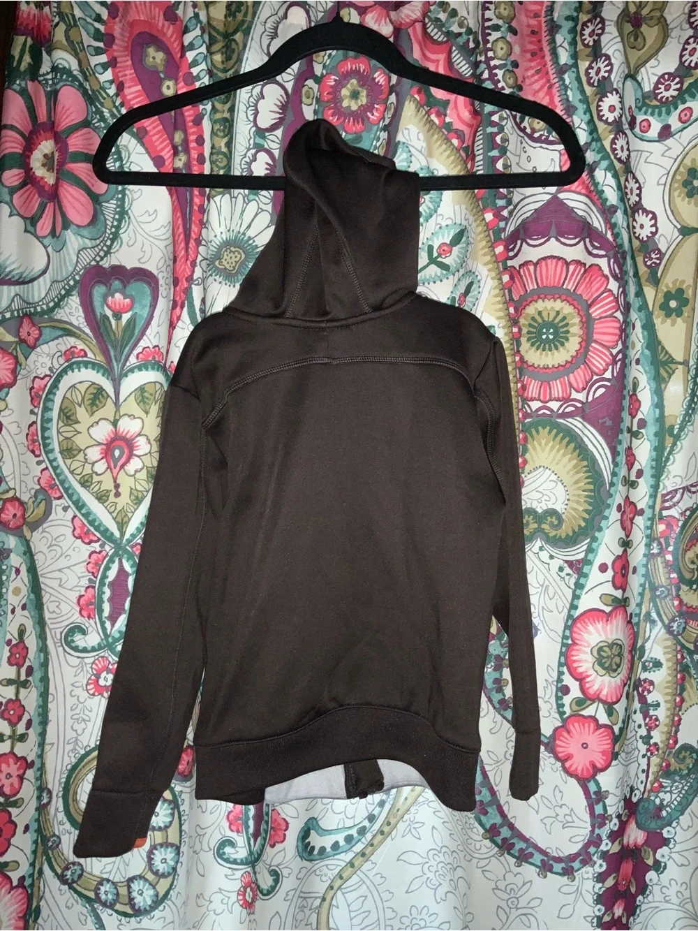 Cleveland youth Zip Up Hooded jacket (MED 5/6) NFL